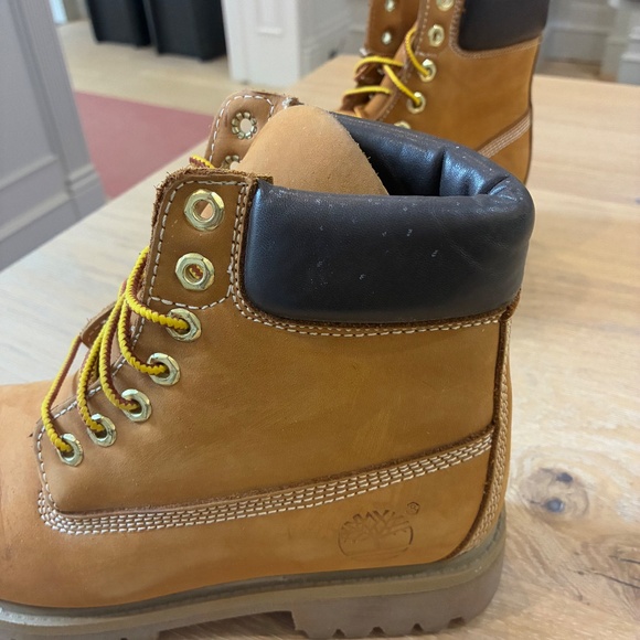 TIMBERLAND PREMIUM 6 INCH WATERPROOF BOOTS  SIZE 7 - Picture 13 of 16